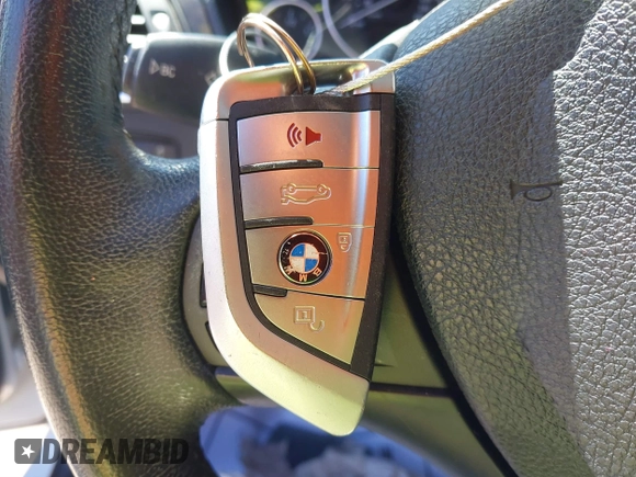 2015 BMW 3 Series 320i with VIN WBA3B1C53FK138341, listed as a IAAI auction lot 41757490 with 125,280 mi miles. Bid and sale history available at carsss.com. Image 11.