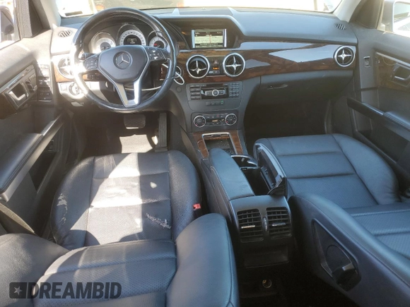 2015 Mercedes-Benz GLK 350 с VIN WDCGG8JB1FG423950, выставлен на аукционе Copart как лот 58440025 с пробегом 176 670 миль миль и Списание • Salvage title. История ставок и продаж доступна на DreamBid. Изображение 8.