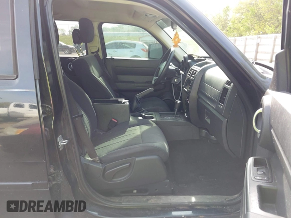 2011 Dodge Nitro Heat with VIN 1D4PT4GK9BW600829, listed as a IAAI auction lot 41988805 with 236,794 mi miles and . Bid and sale history available at DreamBid. Image 5.