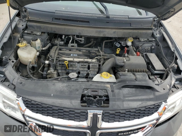2019 Dodge Journey SE z VIN 3C4PDCBB9KT756175, wystawiony jako Copart lot #60358905 z przebiegiem 108 526 mil mil oraz Czysty tytuł • Clean title. Historia ofert i sprzedaży dostępna na DreamBid. Obrazek 12.