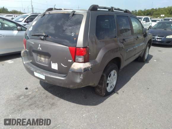 2005 Mitsubishi Endeavor LS with VIN 4A4MM21S65E044878, listed as a IAAI auction lot 40503526 with 186,503 mi miles. Bid and sale history available at carsss.com. Image 4.