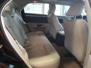 2006 Chrysler 300 C with VIN 2C3KA63H66H400714, listed as a Copart auction lot 71831914 with 288,577 mi miles and Salvage Title. Bid and sale history available at carsss.com. Image 10.