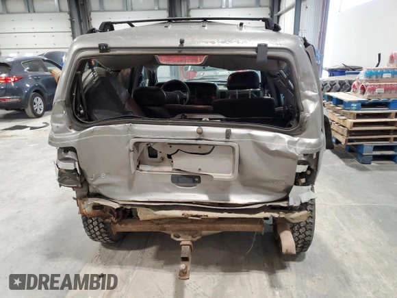 1997 Jeep Grand Cherokee Limited with VIN 1J4GZ78Y4VC589688, listed as a Copart auction lot 84673974 with 183,930 mi miles and Salvage Title. Bid and sale history available at carsss.com. Image 6.