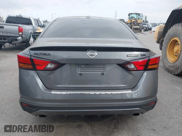 2022 Nissan Altima SR z VIN 1N4BL4CV7NN420272, wystawiony jako IAAI lot #41445103 z przebiegiem 48 685 mil mil oraz . Historia ofert i sprzedaży dostępna na DreamBid. Obrazek 16.