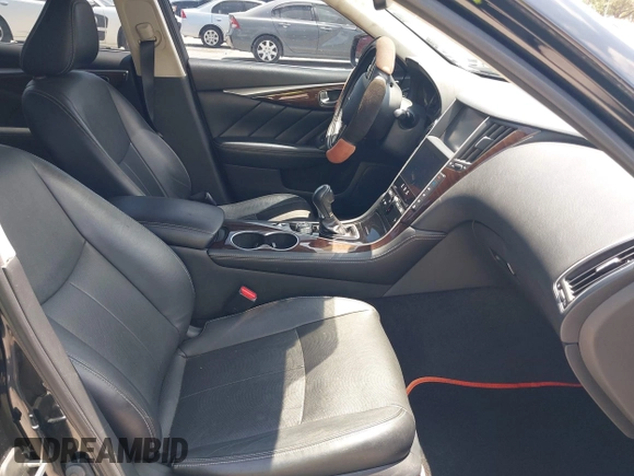 2015 Infiniti Q50 Premium with VIN JN1BV7AR8FM391645, listed as a IAAI auction lot 42158770 with 54,490 mi miles. Bid and sale history available at carsss.com. Image 5.