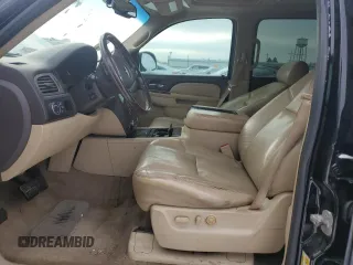 2010 GMC Yukon XL z VIN 1GKUCMEF0AR249218, wystawiony jako Copart lot #88347805 z przebiegiem Nie podano mil oraz Szkoda całkowita • Salvage title. Historia ofert i sprzedaży dostępna na DreamBid. Obrazek 7.