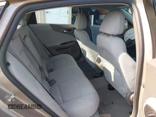 2022 Chevrolet Malibu LT z VIN 1G1ZD5ST4NF120560, wystawiony jako IAAI lot #39985375 z przebiegiem 51 267 mil mil oraz . Historia ofert i sprzedaży dostępna na DreamBid. Obrazek 8.