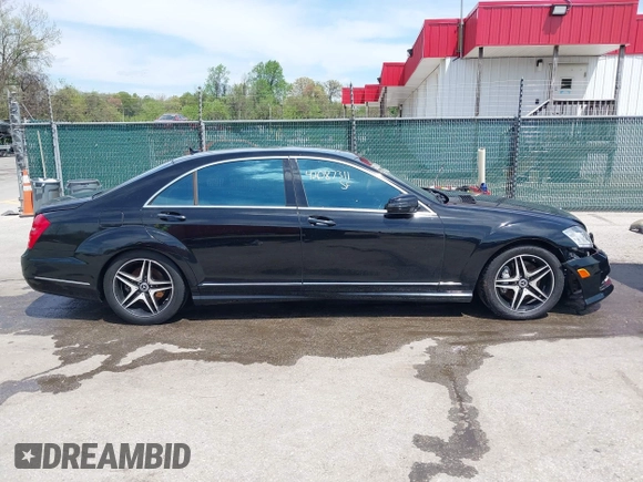2010 Mercedes-Benz S 550 with VIN WDDNG8GB3AA308918, listed as a IAAI auction lot 42087311 with 135,878 mi miles and . Bid and sale history available at DreamBid. Image 13.