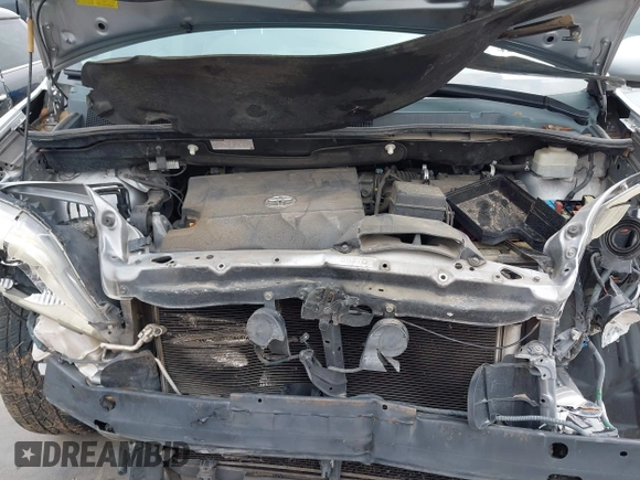 2013 Toyota Sienna LE AAS with VIN 5TDKK3DC0DS300178, listed as a IAAI auction lot 42189800 with 265,568 mi miles and . Bid and sale history available at DreamBid. Image 10.