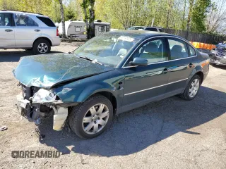 2002 Volkswagen Passat GLX z VIN WVWTH63B72P066013, wystawiony jako Copart lot #53750585 z przebiegiem 114 175 mil mil oraz Szkoda całkowita • Salvage title. Historia ofert i sprzedaży dostępna na DreamBid. Obrazek 1.