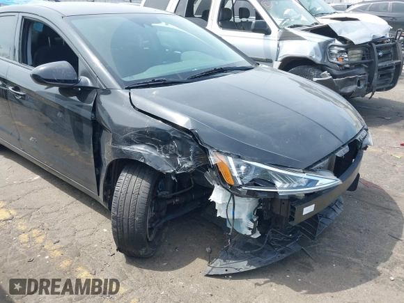 2020 Hyundai Elantra SEL z VIN 5NPD84LF9LH532517, wystawiony jako IAAI lot #42031456 z przebiegiem 37 611 mil mil oraz . Historia ofert i sprzedaży dostępna na DreamBid. Obrazek 18.