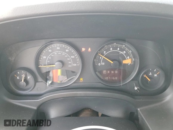 2014 Jeep Patriot Altitude with VIN 1C4NJPBA4ED927701, listed as a Copart auction lot 58413245 with 107,168 mi miles and Clean title. Bid and sale history available at DreamBid. Image 9.