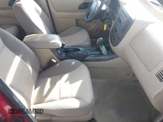 2006 Ford Escape XLS with VIN 1FMYU02Z86KA84497, listed as a IAAI auction lot 41375365 with 175,183 mi miles and . Bid and sale history available at DreamBid. Image 5.