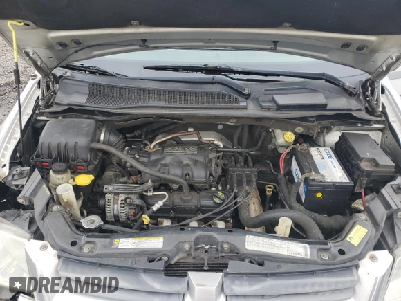 2009 Dodge Grand Caravan SE with VIN 2D8HN44E59R686851, listed as a Copart auction lot 48758335 with Not provided miles and Salvage title. Bid and sale history available at DreamBid. Image 12.