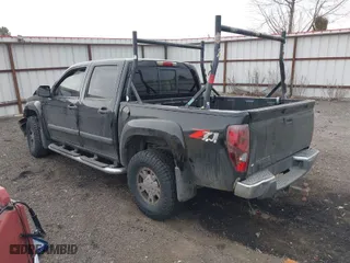 2007 Chevrolet Colorado LT w/1LT with VIN 1GCDT13E878223999, listed as a IAAI auction lot 41466242 with 175,320 mi miles. Bid and sale history available at carsss.com. Image 3.