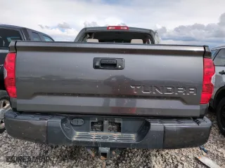 2017 Toyota Tundra 4WD SR5 with VIN 5TFDW5F14HX605266, listed as a Copart auction lot 49847835 with 73,181 mi miles and Salvage Title. Bid and sale history available at carsss.com. Image 6.