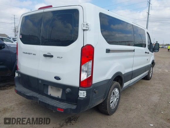 2019 Ford Transit Passenger XL with VIN 1FBZX2YM5KKA48112, listed as a IAAI auction lot 41518013 with 163,856 mi miles and . Bid and sale history available at DreamBid. Image 4.