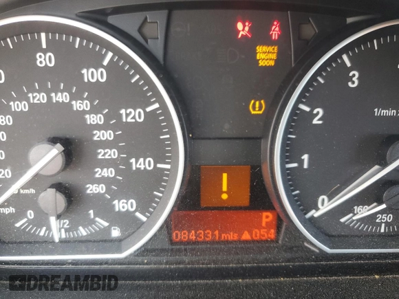 2012 BMW 1 Series 135i с VIN WBAUC9C5XCVM12726, выставлен на аукционе Copart как лот 58204845 с пробегом 84 331 миль миль и Списание • Salvage title. История ставок и продаж доступна на DreamBid. Изображение 9.