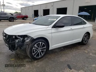 2024 Volkswagen Jetta Sport z VIN 3VWBM7BU5RM064239, wystawiony jako Copart lot #56645935 z przebiegiem 25 067 mil mil oraz Nie do naprawy • Non repairable. Historia ofert i sprzedaży dostępna na DreamBid. Obrazek 1.