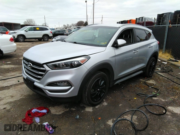 2018 Hyundai Tucson SEL Plus z VIN KM8J33A45JU721578, wystawiony jako IAAI lot #35888463 z przebiegiem 79 377 mil mil oraz . Historia ofert i sprzedaży dostępna na DreamBid. Obrazek 2.