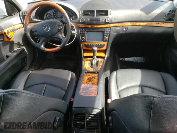 2009 Mercedes-Benz E 350 Luxury z VIN WDBUF87X09B423727, wystawiony jako Copart lot #53759525 z przebiegiem 161 555 mil mil oraz Czysty tytuł • Clean title. Historia ofert i sprzedaży dostępna na DreamBid. Obrazek 8.