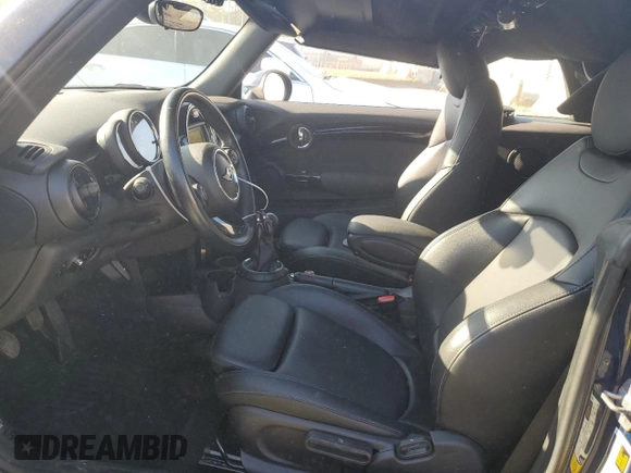 2016 MINI Convertible S с VIN WMWWG9C53G3A92179, выставлен на аукционе Copart как лот 75709174 с пробегом 73 290 миль миль и Списание • Salvage title. История ставок и продаж доступна на DreamBid. Изображение 7.
