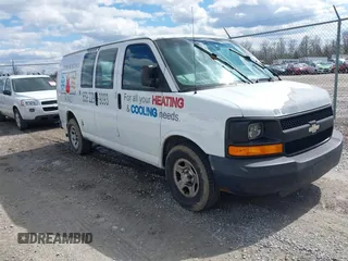 2008 Chevrolet Express Cargo Van with VIN 1GCFG15X081153310, listed as a IAAI auction lot 41892125 with 297,669 mi miles. Bid and sale history available at carsss.com. Image 1.