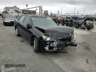 2005 Toyota Camry LE with VIN 4T1BF32K45U102615, listed as a Copart auction lot 56182705 with 196,300 mi miles and Salvage Title. Bid and sale history available at DreamBid. Image 13.