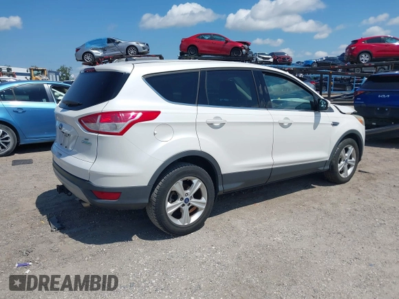 2014 Ford Escape SE with VIN 1FMCU0G93EUD22536, listed as a IAAI auction lot 42045733 with 145,983 mi miles. Bid and sale history available at carsss.com. Image 4.