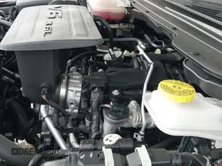 2025 Ram 1500 Lone Star z VIN 1C6RRFFG1SN537641, wystawiony jako IAAI lot #41563794 z przebiegiem 11 488 mil mil oraz . Historia ofert i sprzedaży dostępna na DreamBid. Obrazek 20.