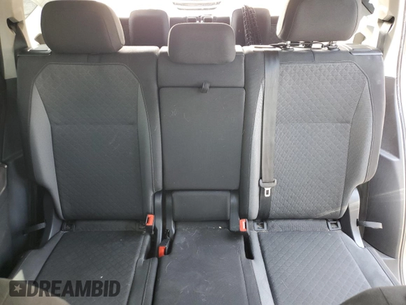 2020 Volkswagen Tiguan S with VIN 3VV1B7AXXLM123021, listed as a Copart auction lot 58362715 with 88,548 mi miles and Salvage title. Bid and sale history available at DreamBid. Image 10.