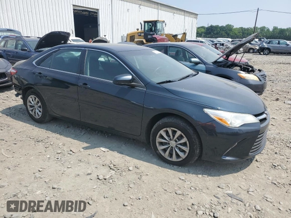 2017 Toyota Camry XLE z VIN 4T1BF1FK6HU323944, wystawiony jako Copart lot #59300195 z przebiegiem 190 469 mil mil oraz Szkoda całkowita • Salvage title. Historia ofert i sprzedaży dostępna na DreamBid. Obrazek 4.