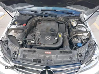 2014 Mercedes-Benz C 250 Sport with VIN WDDGF4HB1EA951907, listed as a IAAI auction lot 42580563 with 51,592 mi miles and . Bid and sale history available at DreamBid. Image 10.