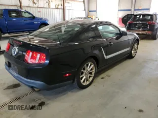 2011 Ford Mustang V6 z VIN 1ZVBP8AM7B5144930, wystawiony jako Copart lot #59091965 z przebiegiem 224 980 mil mil oraz Czysty tytuł • Clean title. Historia ofert i sprzedaży dostępna na DreamBid. Obrazek 3.