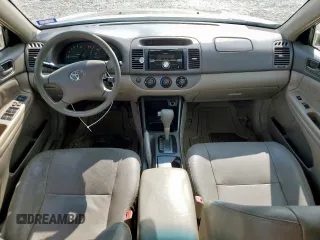 2004 Toyota Camry LE with VIN 4T1BE32K14U329066, listed as a Copart auction lot 60711515 with 178,144 mi miles and Salvage title. Bid and sale history available at DreamBid. Image 8.