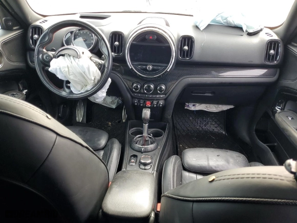 2017 MINI Countryman Cooper S with VIN WMZYT3C35H3B66139, listed as a Copart auction lot 80742504 with 134,555 mi miles and Salvage Title. Bid and sale history available at carsss.com. Image 8.