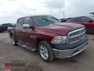 2018 Ram 1500 Lone Star Silver z VIN 1C6RR6LT8JS207867, wystawiony jako IAAI lot #42080668 z przebiegiem 174 578 mil mil oraz . Historia ofert i sprzedaży dostępna na DreamBid. Obrazek 13.