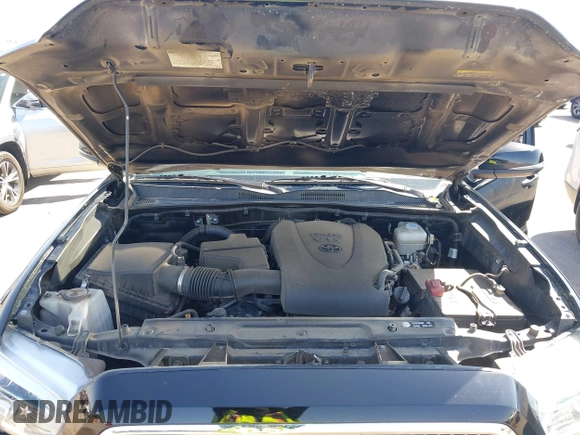 2016 Toyota Tacoma SR with VIN 3TMCZ5AN3GM019210, listed as a IAAI auction lot 42003617 with 171,581 mi miles. Bid and sale history available at carsss.com. Image 10.