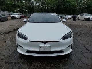 2022 Tesla Model S with VIN 5YJSA1E59NF488969, listed as a Copart auction lot 53686495 with 20,040 mi miles and Salvage Title. Bid and sale history available at DreamBid. Image 5.