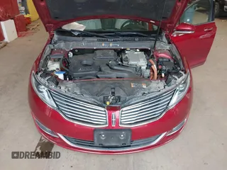 2016 Lincoln MKZ Hybrid с VIN 3LN6L2LU2GR632161, выставлен на аукционе IAAI как лот 42406238 с пробегом 118 858 миль миль и . История ставок и продаж доступна на DreamBid. Изображение 10.