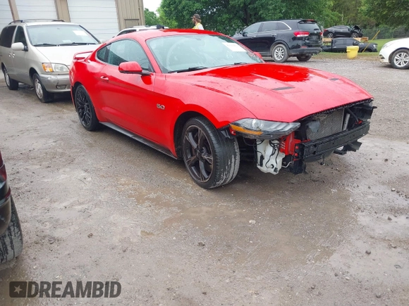 2018 Ford Mustang GT z VIN 1FA6P8CF7J5101258, wystawiony jako IAAI lot #42122472 z przebiegiem 91 700 mil mil oraz . Historia ofert i sprzedaży dostępna na DreamBid. Obrazek 1.