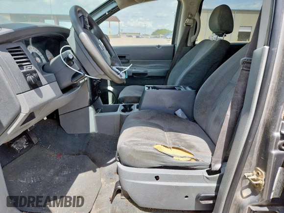 2005 Dodge Durango SXT с VIN 1D4HD38NX5F601092, выставлен на аукционе Copart как лот 63338515 с пробегом 301 984 миль миль и Чистый • Clean title. История ставок и продаж доступна на DreamBid. Изображение 7.