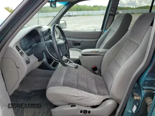 1998 Ford Explorer XL z VIN 1FMZU34E1WUA53077, wystawiony jako Copart lot #51517095 z przebiegiem 216 797 mil mil oraz Czysty tytuł • Clean title. Historia ofert i sprzedaży dostępna na DreamBid. Obrazek 7.