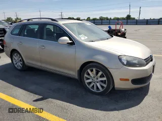 2013 Volkswagen Jetta TDI w/Sunroof & Nav с VIN 3VWPL7AJ5DM647564, выставлен на аукционе Copart как лот 58786495 с пробегом 226 456 миль миль и Списание • Salvage title. История ставок и продаж доступна на DreamBid. Изображение 4.