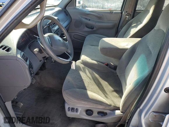 2000 Ford Expedition XLT with VIN 1FMRU1562YLB89741, listed as a Copart auction lot 45035205 with 264,627 mi miles and Salvage Title. Bid and sale history available at carsss.com. Image 7.