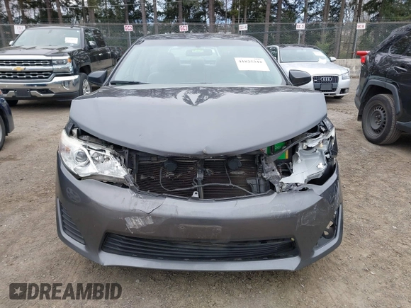 2013 Toyota Camry L with VIN 4T4BF1FK8DR335772, listed as a IAAI auction lot 41825342 with 125,001 mi miles. Bid and sale history available at carsss.com. Image 12.