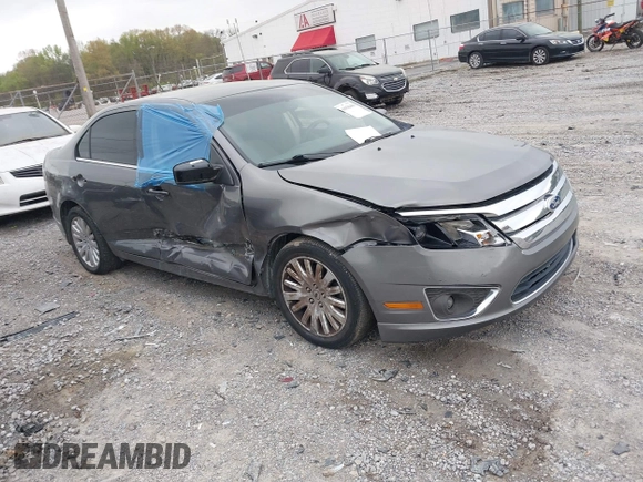 2010 Ford Fusion Hybrid z VIN 3FADP0L31AR326917, wystawiony jako IAAI lot #41938486 z przebiegiem 132 845 mil mil oraz . Historia ofert i sprzedaży dostępna na DreamBid. Obrazek 1.