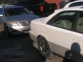2001 Lexus ES with VIN JT8BF28GX10308569, listed as a IAAI auction lot 41159614 with 188,842 mi miles. Bid and sale history available at carsss.com. Image 13.