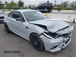 2020 BMW M2 Competition z VIN WBS2U7C03L7E39816, wystawiony jako IAAI lot #42072475 z przebiegiem 45 158 mil mil oraz . Historia ofert i sprzedaży dostępna na DreamBid. Obrazek 1.