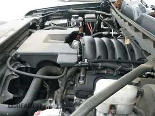 2019 Chevrolet Silverado 1500 LT z VIN 2GCRCPEC9K1152263, wystawiony jako IAAI lot #42434508 z przebiegiem 57 034 mil mil oraz . Historia ofert i sprzedaży dostępna na DreamBid. Obrazek 23.